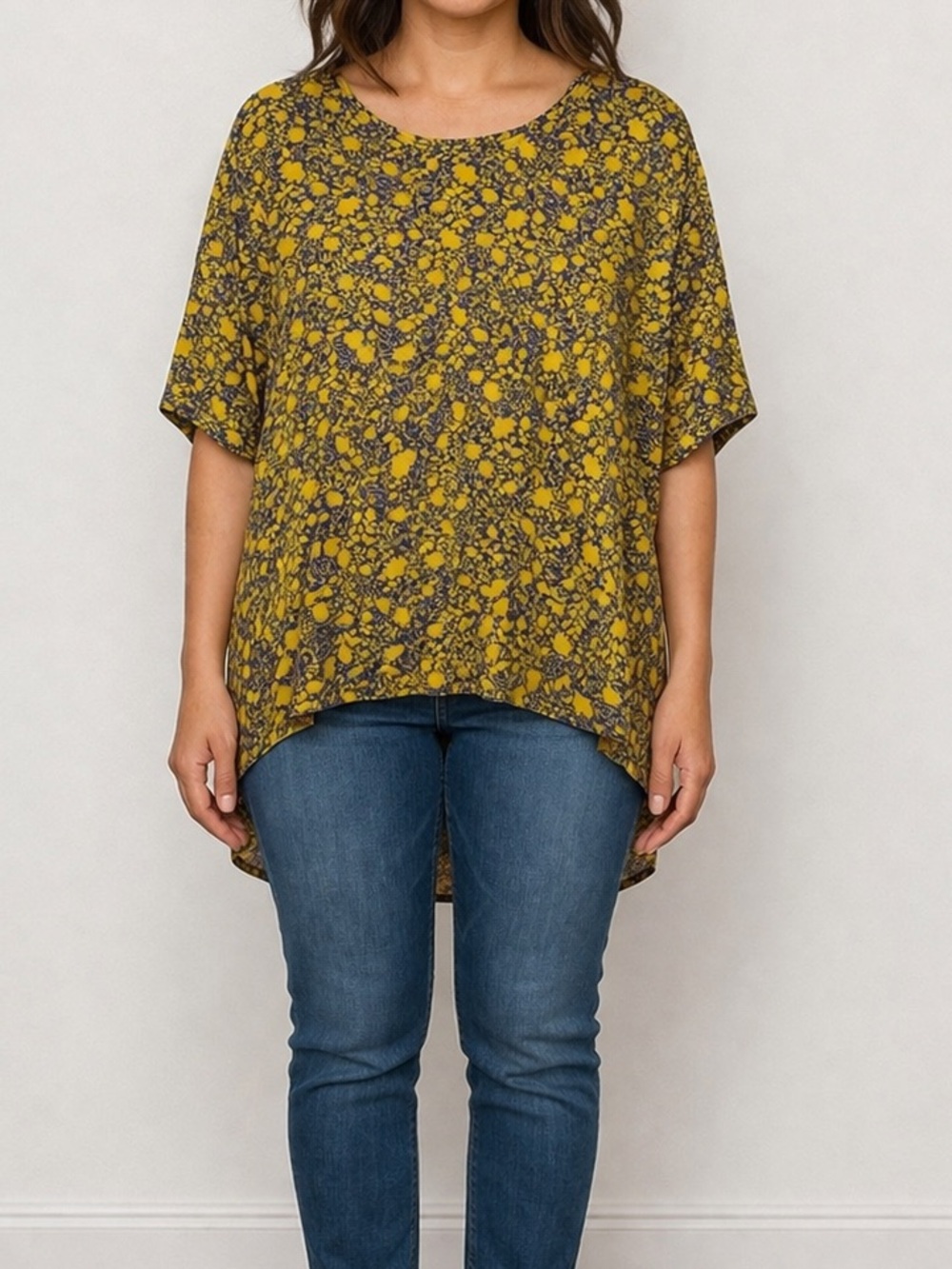NWT LulaRoe Irma Printed Hi-Low Tunic Yellow Purple‎ Medium Casual Preppy Boho